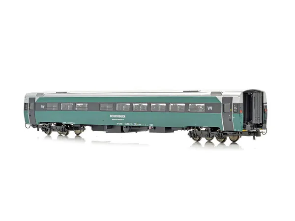 Hovedbilde NMJ Topline+ Vy B7-4 27008 2.klasse personvogn, med lys