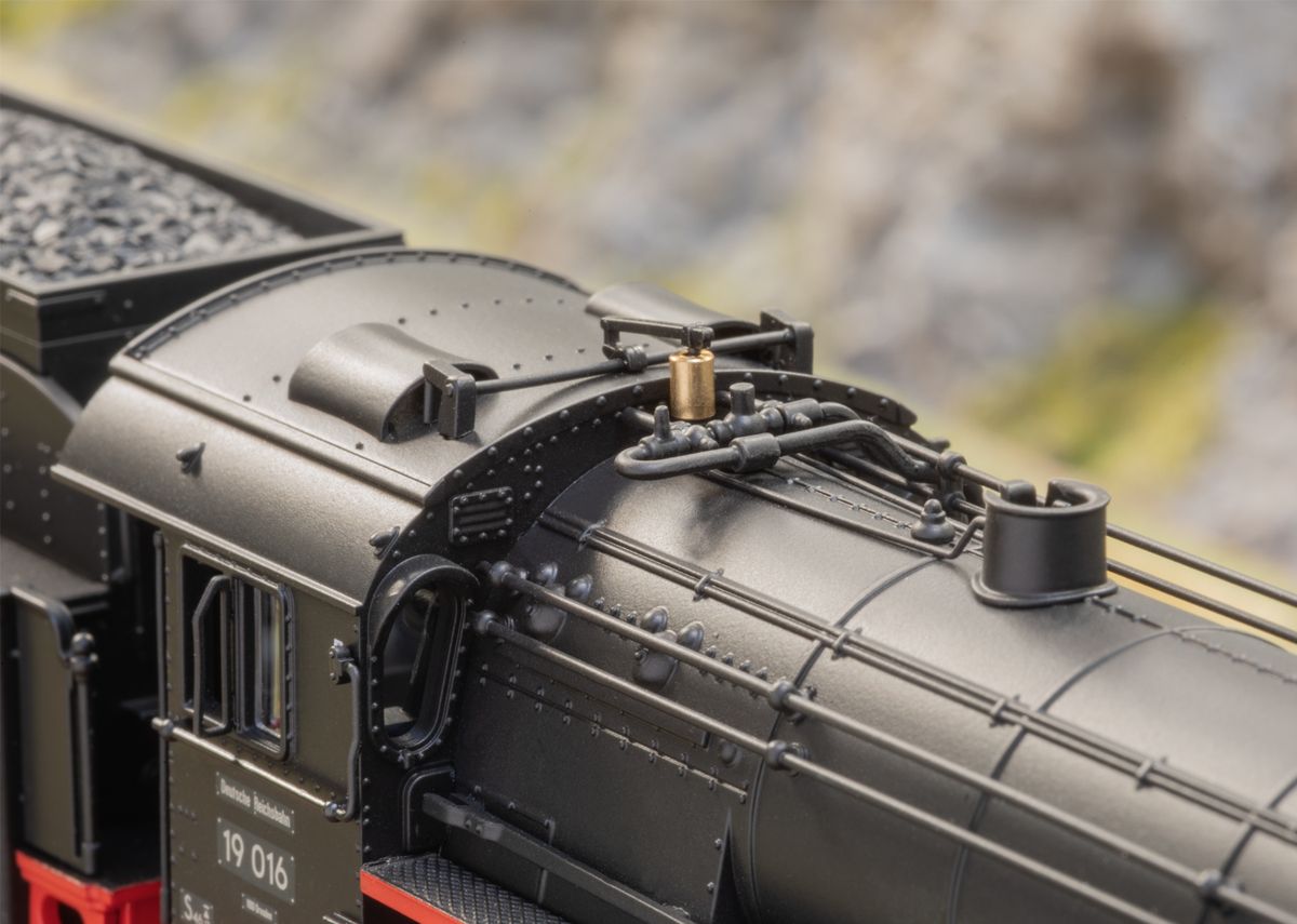 Märklin - Overraskelseslok 2025, DR Br19 damplok