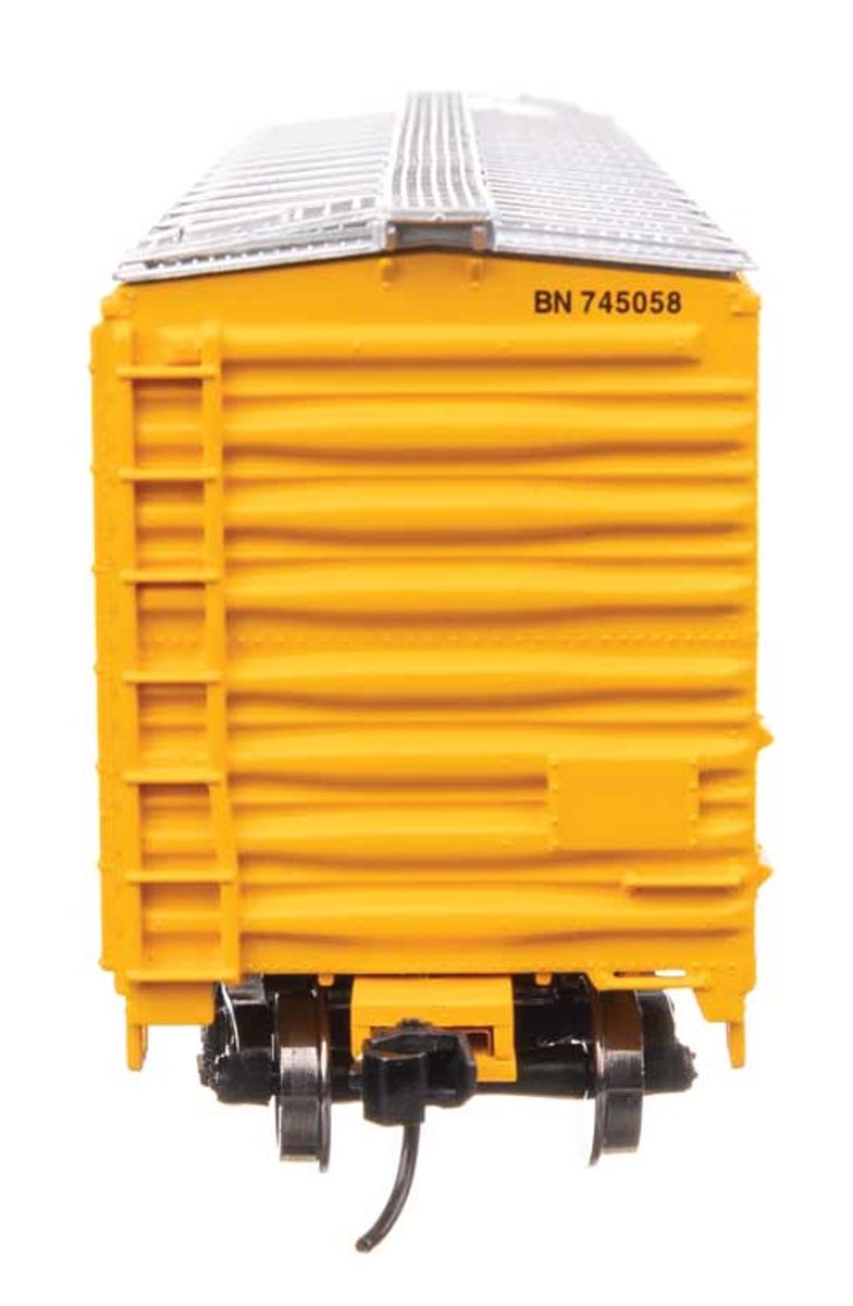 Walthers - 50' PC&F insulated boxcar, Burlington Northern #745058