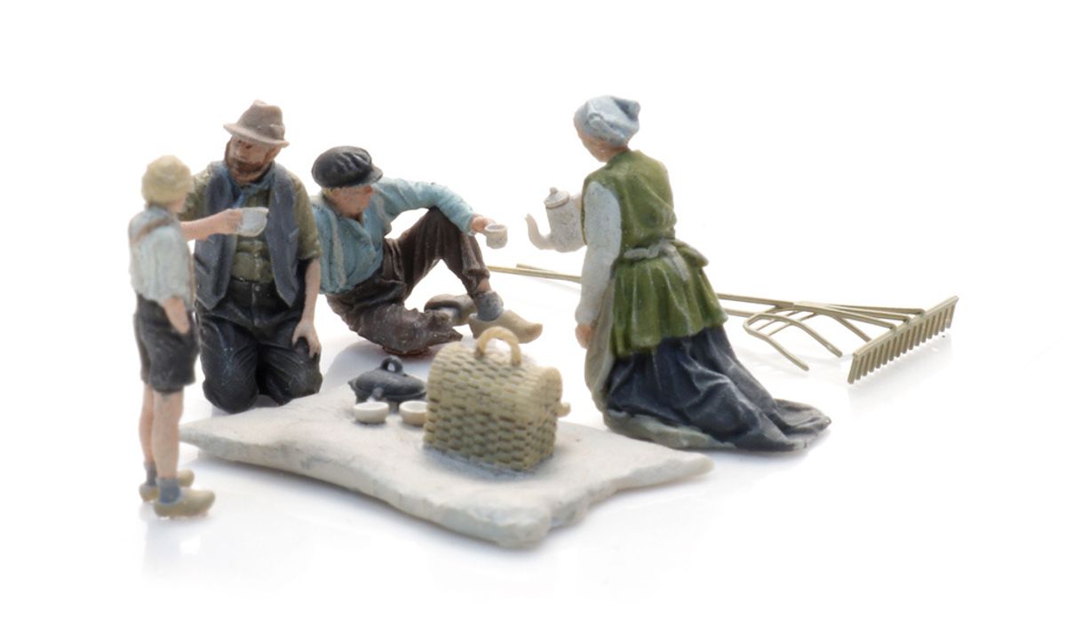 Artitec - Lunchpause på marken