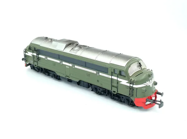 Hovedbilde Bruktkroken - Märklin 3137, NSB Di3 AC digital