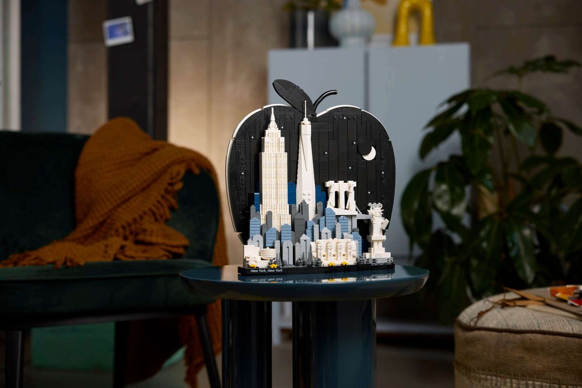 LEGO 21066 - Architecture, New York City - «The Big Apple»